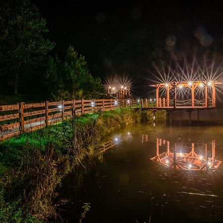 מלון Glamping Pod Gwiazdami Pietrusza Wola מראה חיצוני תמונה