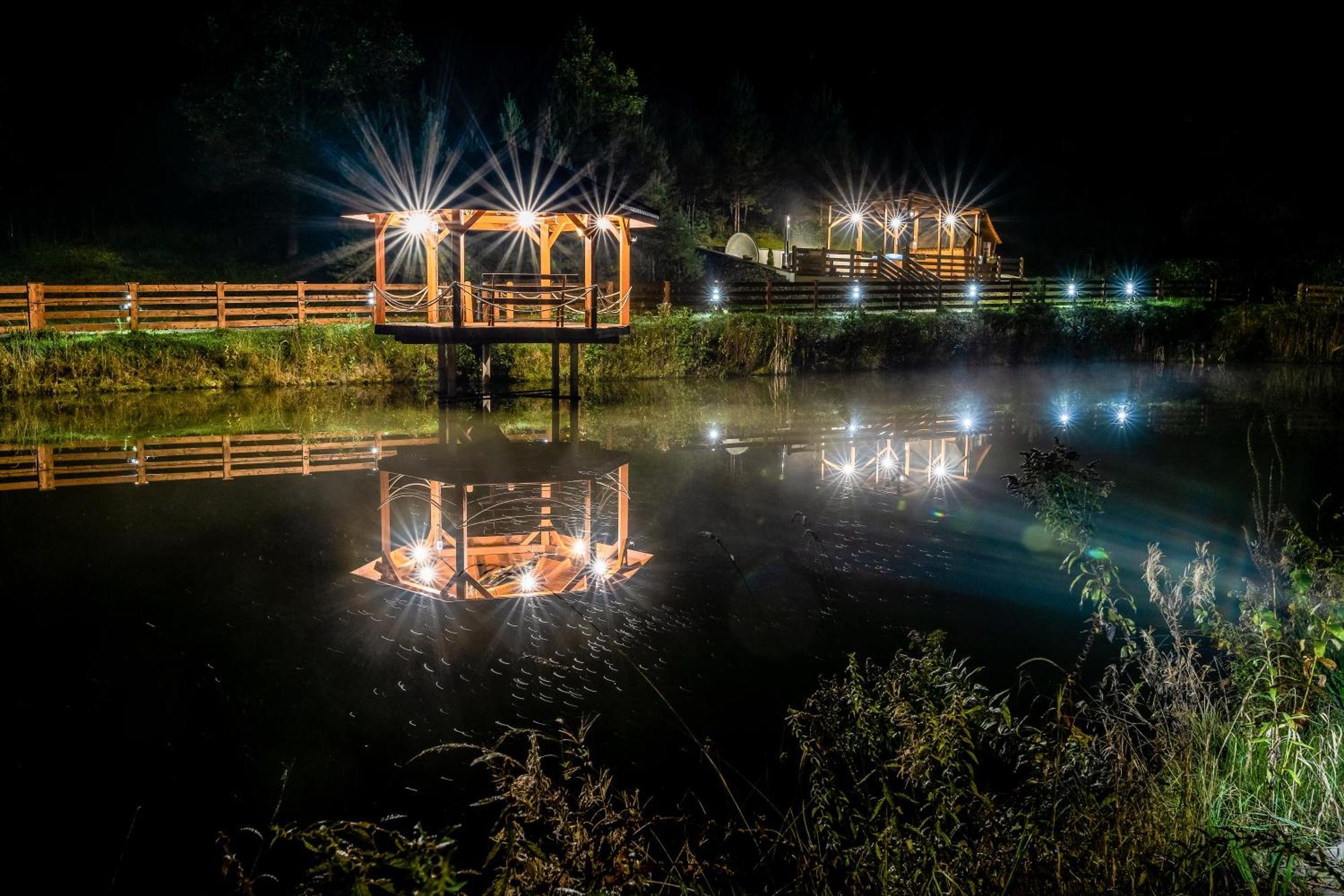 מלון Glamping Pod Gwiazdami Pietrusza Wola מראה חיצוני תמונה